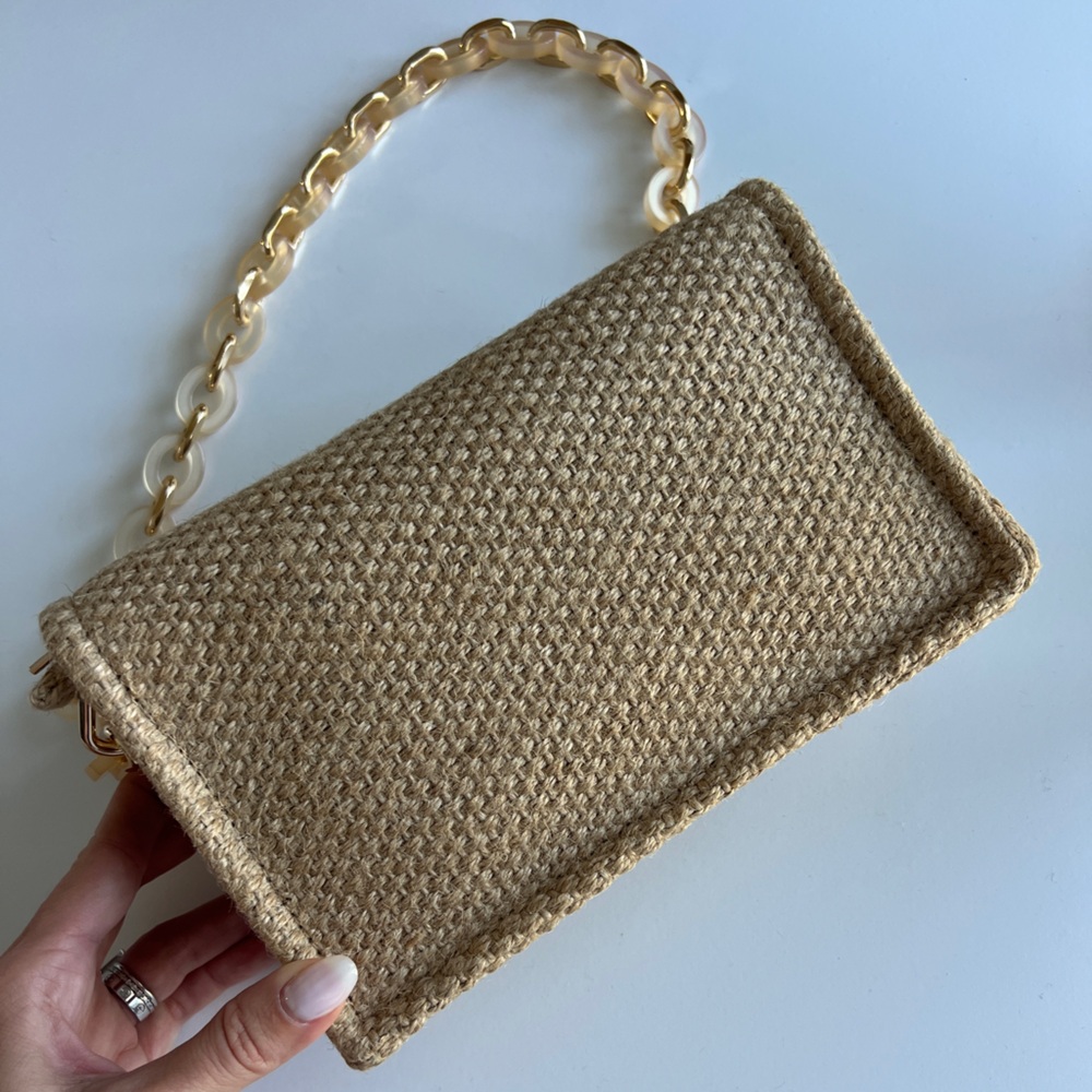 Dior Beige Woven Shoulder Bag with Acrylic Chain - Picture 5 of 16